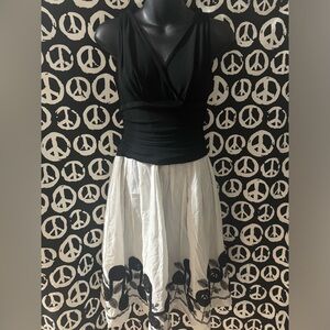 SEND OFFERS Black and white vintage dress.